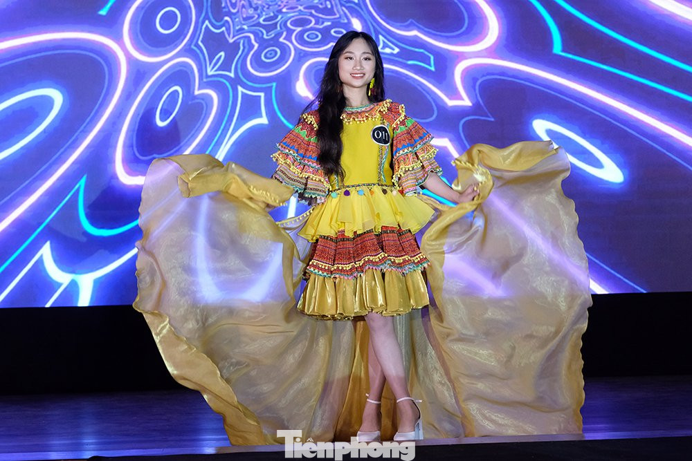 Thể hiện cá tính trong phần thi tài năng.