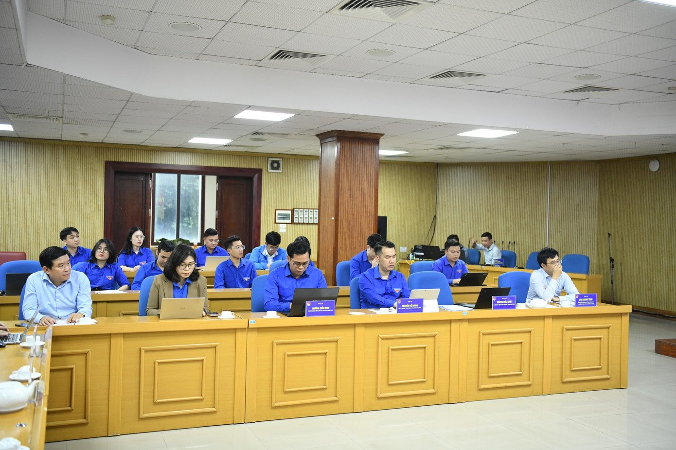 Toàn cảnh chương trình đối thoại. Toàn cảnh chương trình đối thoại.