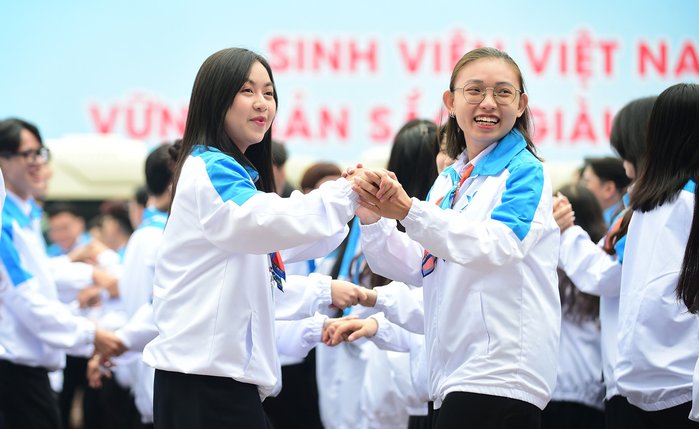 Những khoảnh khắc tươi trẻ của sinh viên Việt Nam tại đại hội.