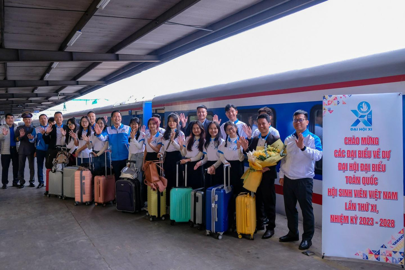 Đại biểu sinh viên háo hức về dự Đại hội.