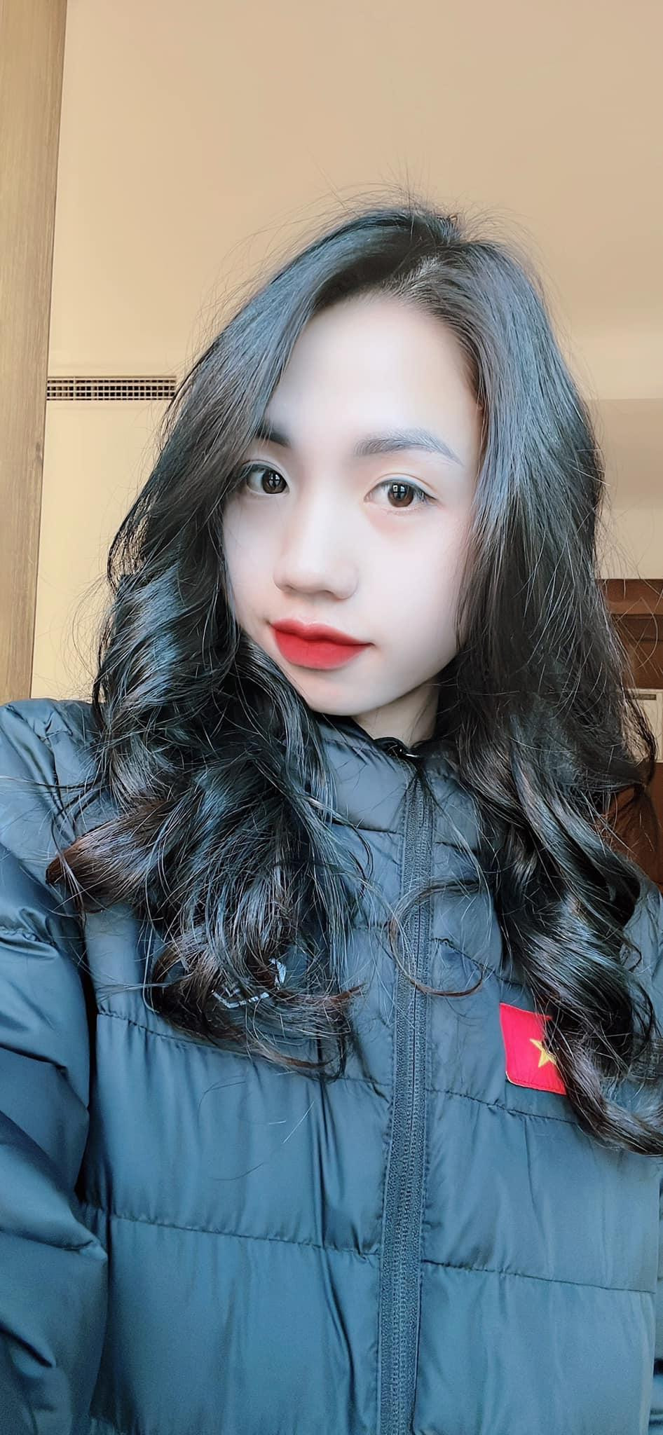 Trần Thị Duyên có nhan sắc nổi bật trong hình ảnh đời thường. Ảnh: FBNV Trần Thị Duyên có nhan sắc nổi bật trong hình ảnh đời thường. Ảnh: FBNV