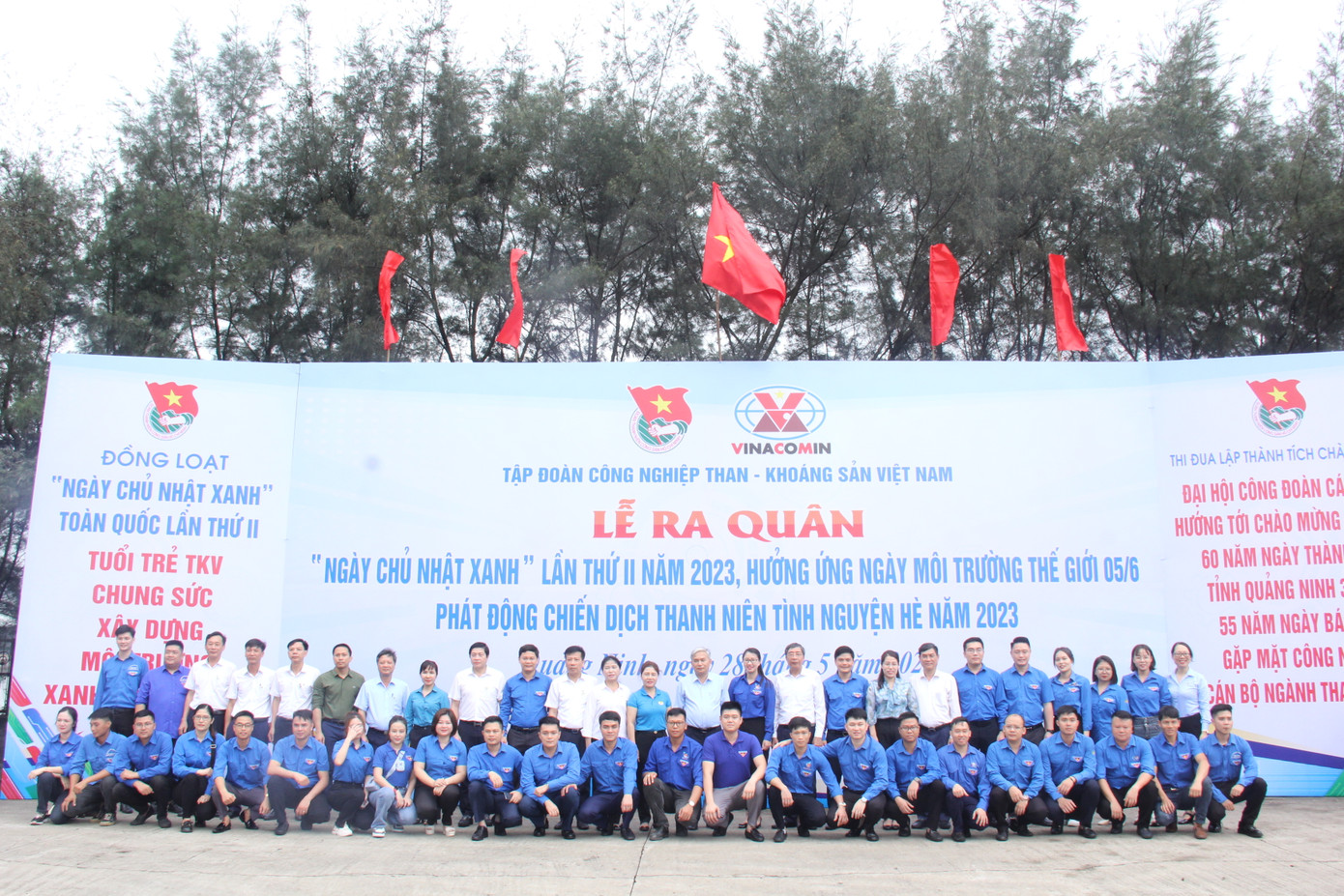 Bí thư Đoàn TN Tập đoàn Nguyễn Văn Thuấn phát động ra quân “Ngày Chủ nhật xanh” lần thứ II năm 2023 và phát động Chiến dịch Thanh niên tình nguyện hè năm 2023.