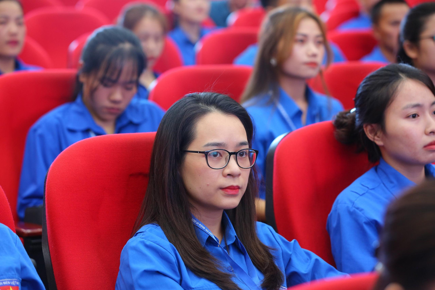 Nhan sắc khả ái của nữ đại biểu dự Đại hội đã thu hút sự chú ý của nhiều người. Nhan sắc khả ái của nữ đại biểu dự Đại hội đã thu hút sự chú ý của nhiều người.