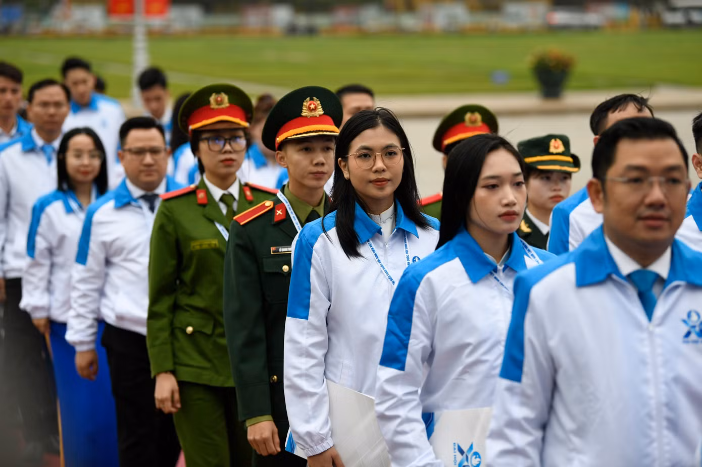 Sau khi dâng hương, báo công, vào Lăng viếng Bác, đoàn đại biểu sẽ tham dự phiên trọng thể Đại hội Đại biểu toàn quốc Hội Sinh viên Việt Nam lần thứ XI.