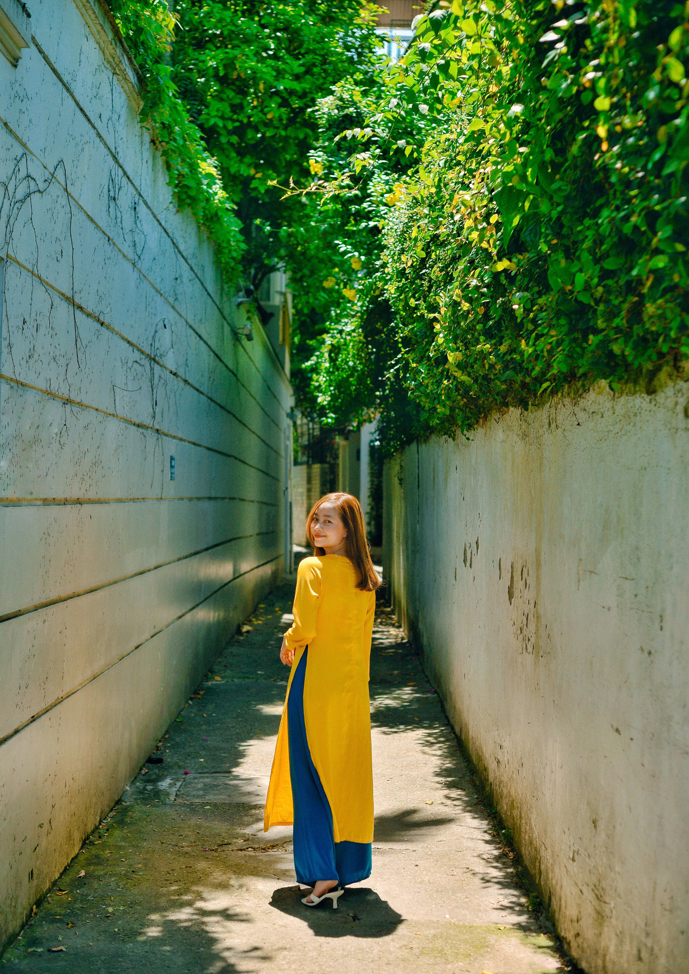 Không chọn đến những địa điểm sang trọng, Dương muốn tìm đến những địa điểm đời thường, giản dị nhưng lại đem đến bao cảm xúc.