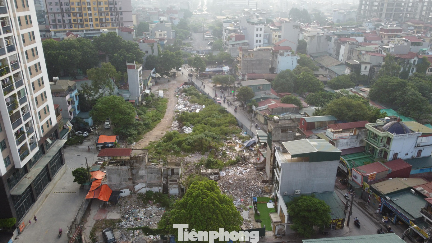 Điểm đầu của hầm chui kết nối với dự án đường Vành đai 2,5 đoạn Đầm Hồng - Quốc lộ 1A. Điểm đầu của hầm chui kết nối với dự án đường Vành đai 2,5 đoạn Đầm Hồng - Quốc lộ 1A.