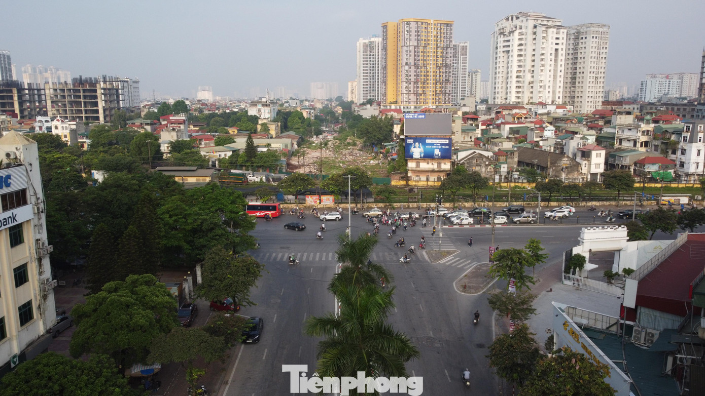 Đường Kim Đồng cách vị trí giao cắt với Quốc lộ 1A khoảng 460m. Đường Kim Đồng cách vị trí giao cắt với Quốc lộ 1A khoảng 460m.