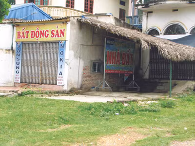 Nhiều trung tâm BĐS khu vực Ba Vì phải đóng cửa vì không có giao dịch