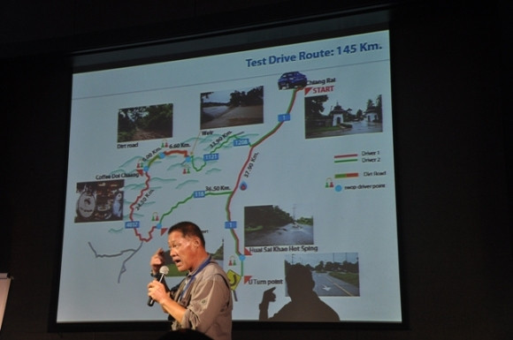 Chuyên gia Thái Lan giới thiệu đường chạy và quy tắc lái xe