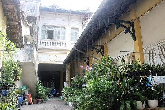 Cận cảnh biệt thự cổ 35 triệu đô quây tôn ở Sài Gòn ảnh 3