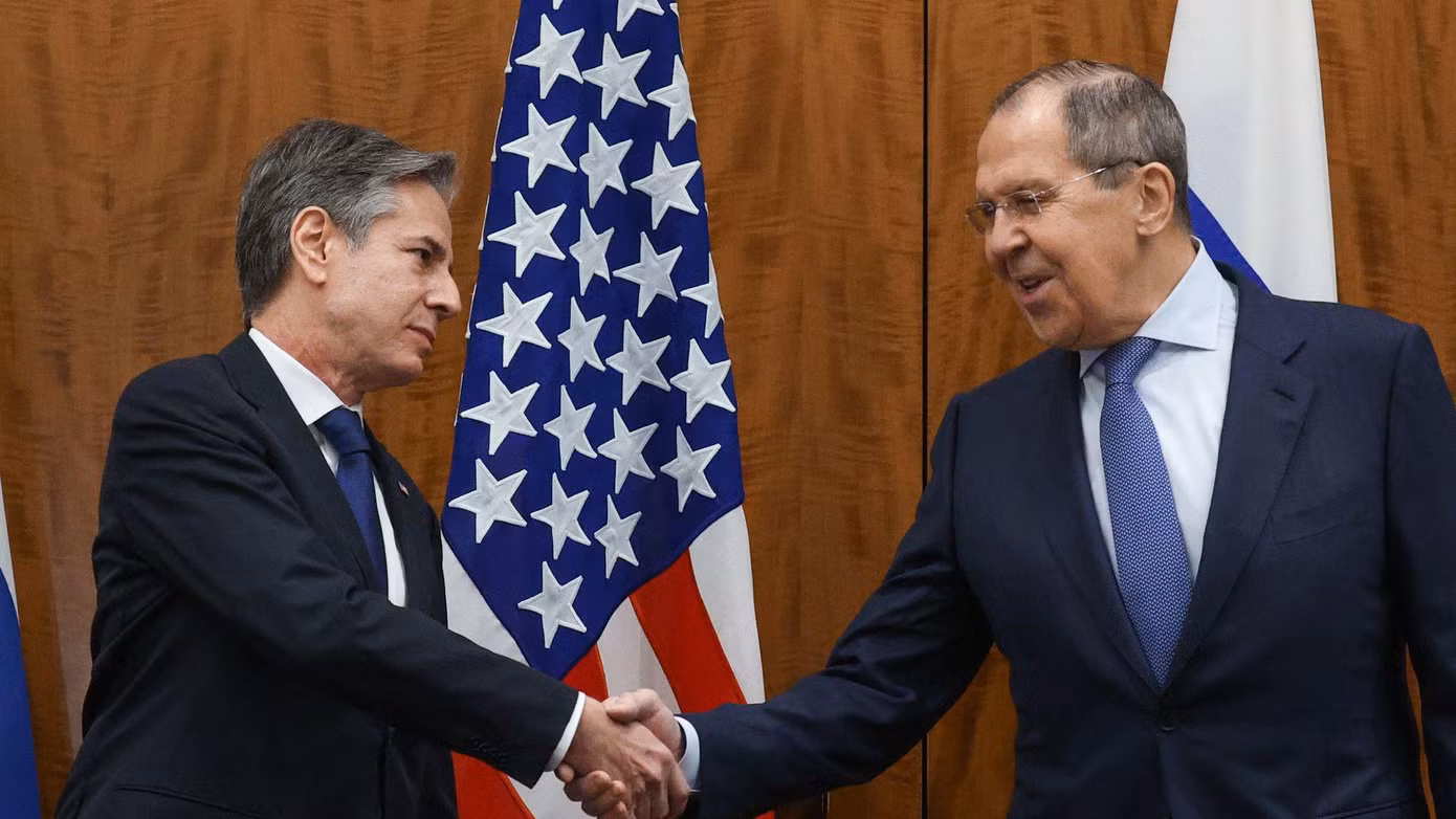 Ngoại trưởng Nga Sergey Lavrov (phải) và Ngoại trưởng Mỹ Antony Blinken (trái). Ảnh: Anadolu Agency Ngoại trưởng Nga Sergey Lavrov (phải) và Ngoại trưởng Mỹ Antony Blinken (trái). Ảnh: Anadolu Agency