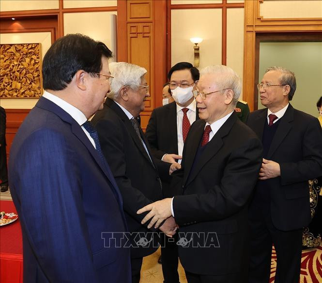 Tổng Bí thư Nguyễn Phú Trọng chúc Tết các đồng chí lãnh đạo và nguyên lãnh đạo Đảng, Nhà nước. Ảnh: Trí Dũng/TTXVN Tổng Bí thư Nguyễn Phú Trọng chúc Tết các đồng chí lãnh đạo và nguyên lãnh đạo Đảng, Nhà nước. Ảnh: Trí Dũng/TTXVN