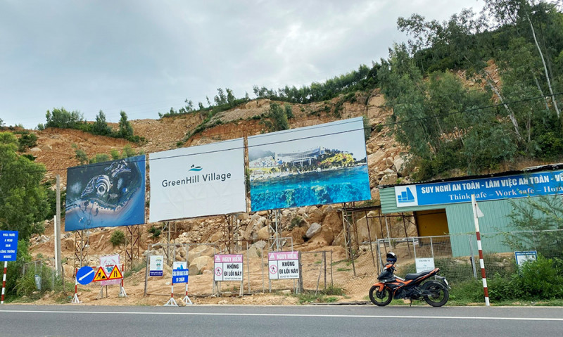 Dự án Greenhill Village Quy Nhơn có tổng vốn đầu tư hàng nghìn tỷ đồng. Dự án Greenhill Village Quy Nhơn có tổng vốn đầu tư hàng nghìn tỷ đồng.