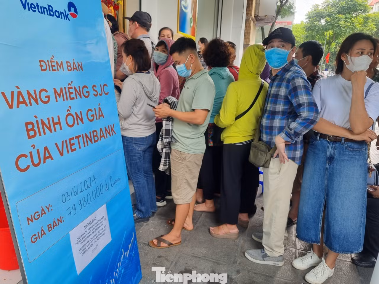 Ngân hàng Nhà nước đề nghị Bộ Công an vào cuộc xử vụ tung tin đồn thiếu vàng bán (ảnh: Ngọc Mai).