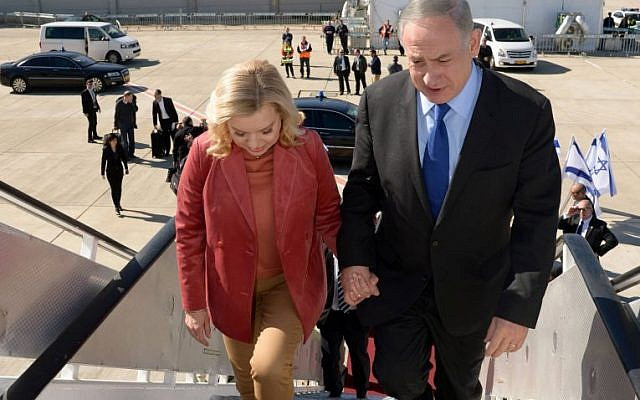 Ông Netanyahu cùng phu nhân trong một chuyến công du năm 2007. (Ảnh: GPO)