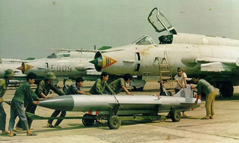 Chiến đấu cơ hiện đại nhất Không quân Nhân dân Việt Nam khi đó Su-22M được cơ động vào Trường Sa. Ảnh: minh họa Chiến đấu cơ hiện đại nhất Không quân Nhân dân Việt Nam khi đó Su-22M được cơ động vào Trường Sa