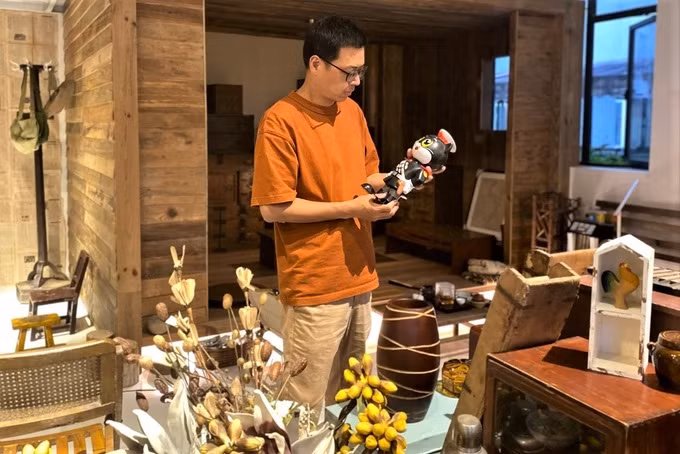 Cửa hàng buôn bán đồ cũ của Chen Dashu ở Ninh Ba, tỉnh Chiết Giang (Ảnh: Sixthtone). Cửa hàng buôn bán đồ cũ của Chen Dashu ở Ninh Ba, tỉnh Chiết Giang (Ảnh: Sixthtone).