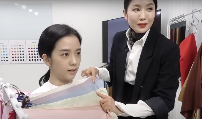 Jisoo - thành viên nhóm Blackpink - trong buổi phân tích màu sắc cá nhân (Ảnh: Chụp màn hình). Jisoo - thành viên nhóm Blackpink - trong buổi phân tích màu sắc cá nhân (Ảnh: Chụp màn hình).