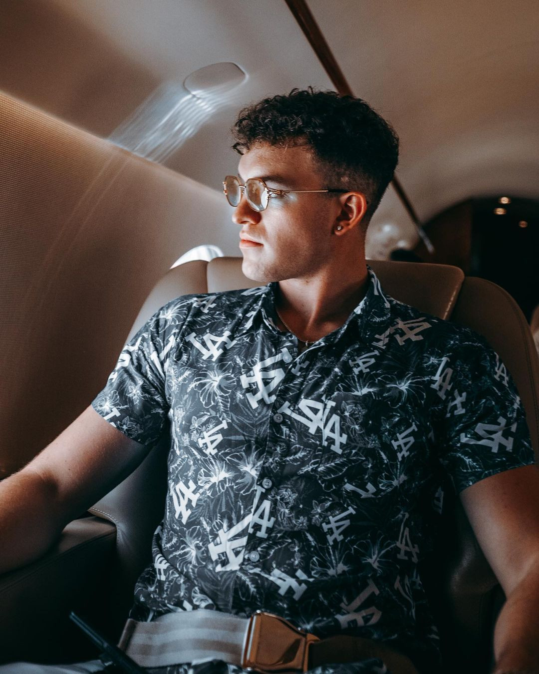 Triệu phú 23 tuổi Luke Lintz