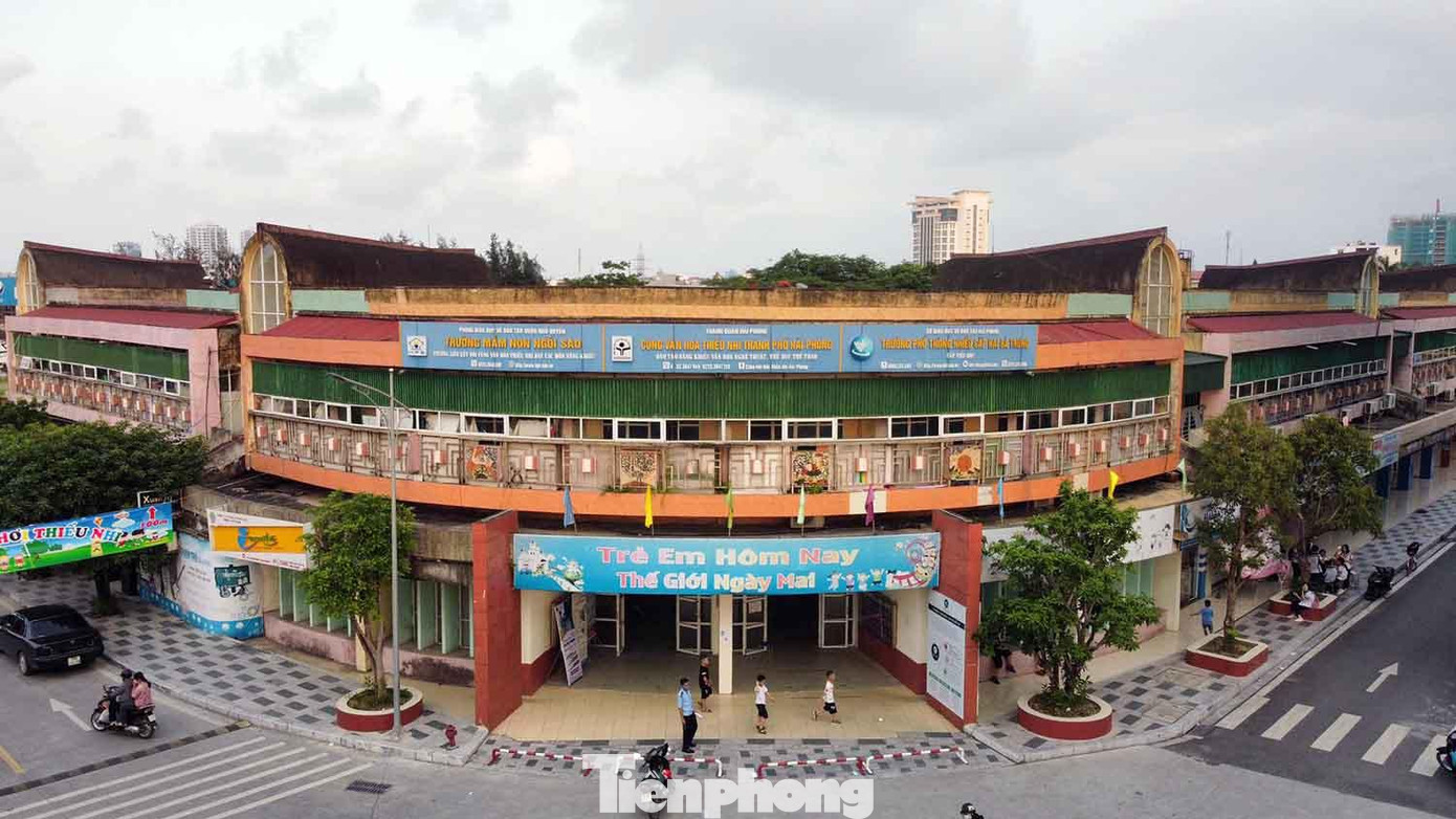 Ông Lê Như Hải – Giám đốc Cung thiếu nhi Hải Phòng cho biết, hằng năm, đơn vị phối hợp với Thành đoàn, Sở GD&amp;ĐT Hải Phòng tổ chức nhiều cuộc thi cấp thành phố như: Cây đàn tuổi thơ, Tiếng hát sơn ca, Múa nghệ thuật, Giải hội họa… Trải qua gần 50 năm hoạt động và phát triển, Cung thiếu nhi Hải Phòng đã thực sự trở thành vườn ươm mầm, phát hiện tài năng văn nghệ trẻ cho thành phố.