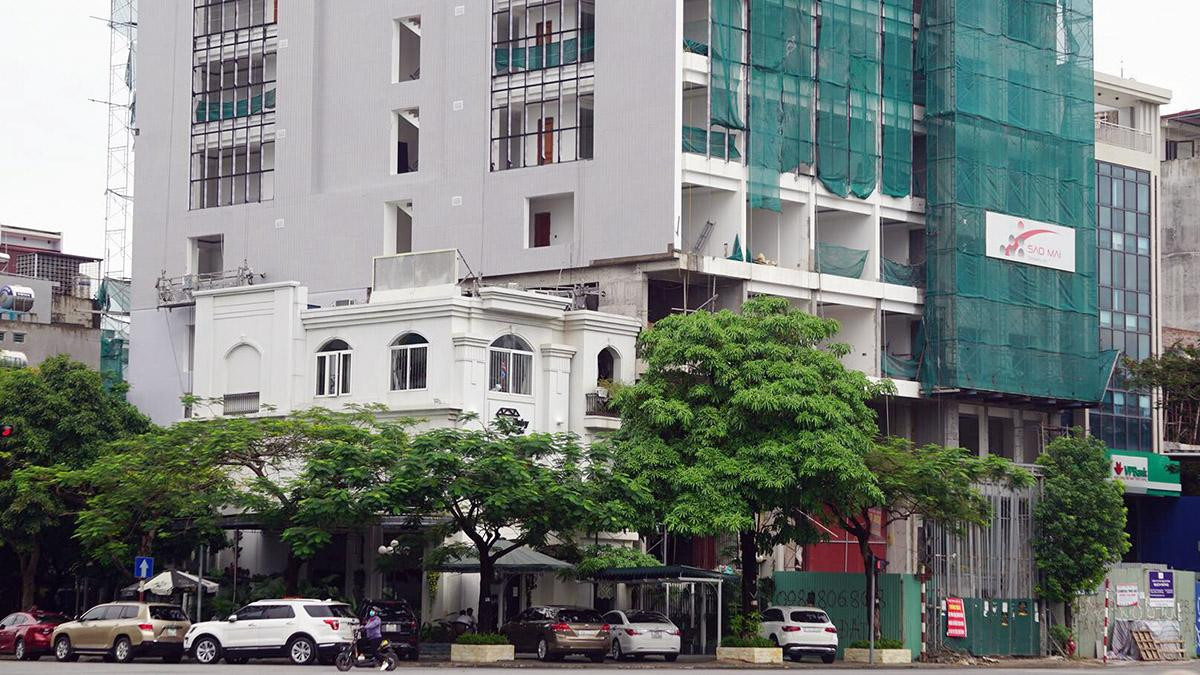 Thời điểm lực lượng chức năng phát hiện vi phạm, công trình thi công đến tầng 5.