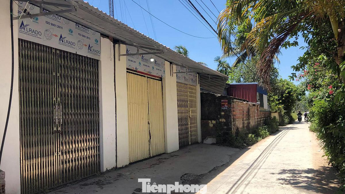 Khu vực thôn Đường Đá (xã Hoa Động, Thủy Nguyên). Khu vực thôn Đường Đá (xã Hoa Động, Thủy Nguyên).