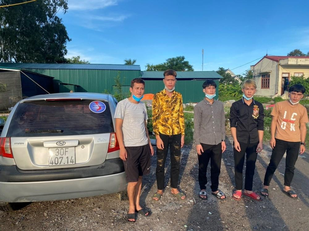 5 đối tượng thông chốt kiểm dịch trên QL10, thuộc huyện Vĩnh Bảo, TP Hải Phòng.