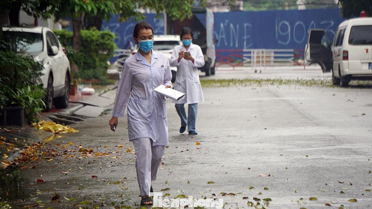 Ngay sau khi có kết quả xác minh dịch tễ, TP Hải Phòng đã khẩn cấp lấy mẫu xét nghiệm lại đối với 2 cô gái này và 21 trường hợp F1 từng tiếp xúc.