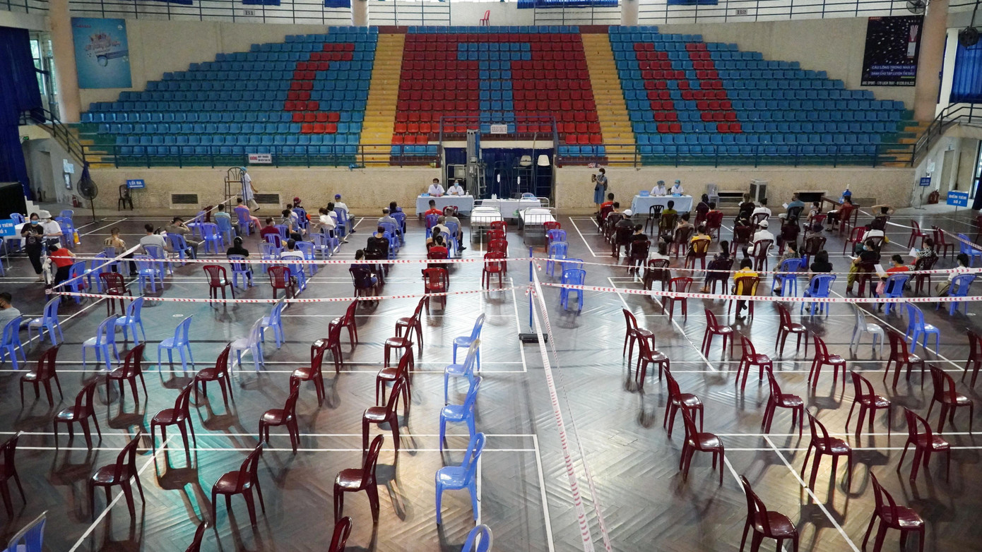 Sáng 8/9, TP Hải Phòng đồng loạt triển khai kế hoạch tiêm chủng vắc xin Vero Cell (Sinopharm) mở rộng cho nhiều đối tượng tại 54 điểm tiêm chủng trên địa bàn thành phố.