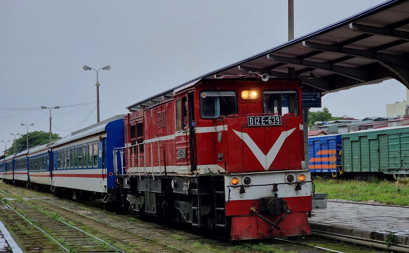 Ga Hải Phòng hoạt động trở lại sau 3 tháng tạm dừng do ảnh hưởng bởi dịch bệnh COVID-19. Ga Hải Phòng hoạt động trở lại sau 3 tháng tạm dừng do ảnh hưởng bởi dịch bệnh COVID-19.