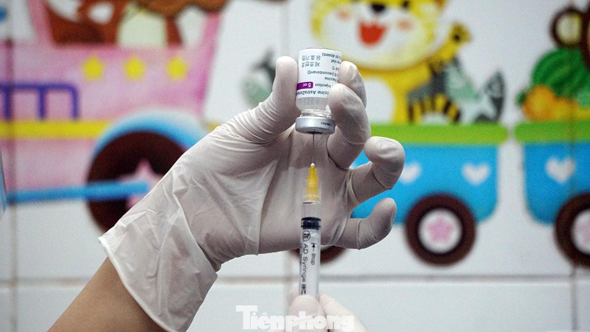 Tỉnh Hải Dương đẩy nhanh tiến độ tiêm vắc xin cho người dân trên địa bàn.