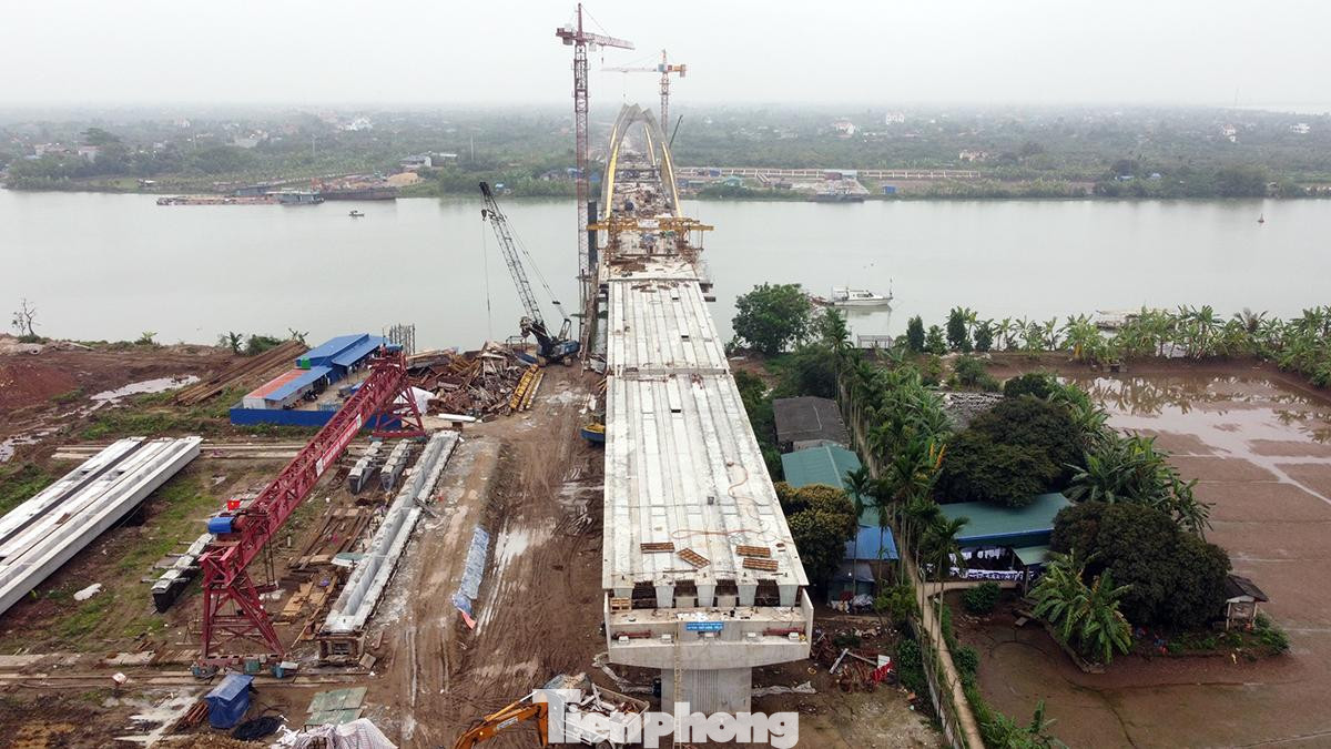 Khi hoàn thành, cầu Quang Thanh có vai trò kết nối huyện Thanh Hà (Hải Dương) với huyện An Lão (TP Hải Phòng), nơi có tiềm năng phát triển kinh tế - xã hội nhưng còn khó khăn trong kết nối giao thông. Cây cầu hoàn thành sẽ mở ra cơ hội lớn cho hai địa phương giao lưu, phát triển.