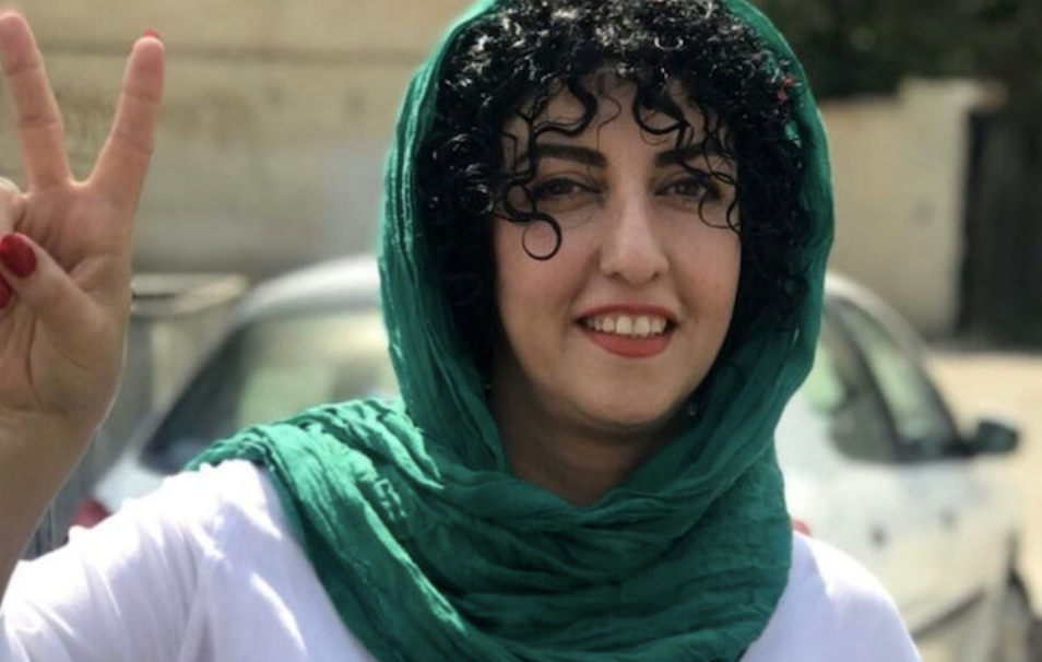 Narges Mohammadi đang phải ngồi tù ở Iran. (Ảnh: CNN)