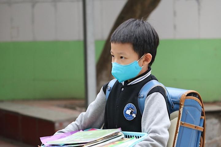 Hàng loạt tỉnh thành cho học sinh học trực tuyến Hàng loạt tỉnh thành cho học sinh học trực tuyến