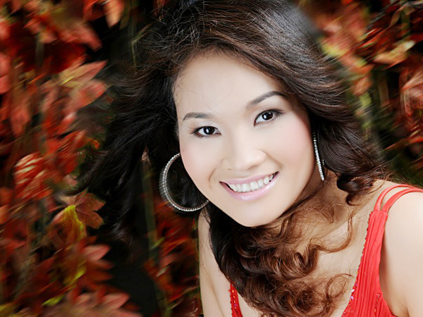 Bích Thủy: Nghệ sỹ opera không phải cạnh tranh với các giá trị ảo. (Nguồn: Internet). Bích Thủy: Nghệ sỹ opera không phải cạnh tranh với các giá trị ảo (Nguồn: Internet)