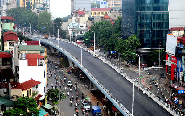 Toàn cảnh cây cầu nhìn từ trên cao