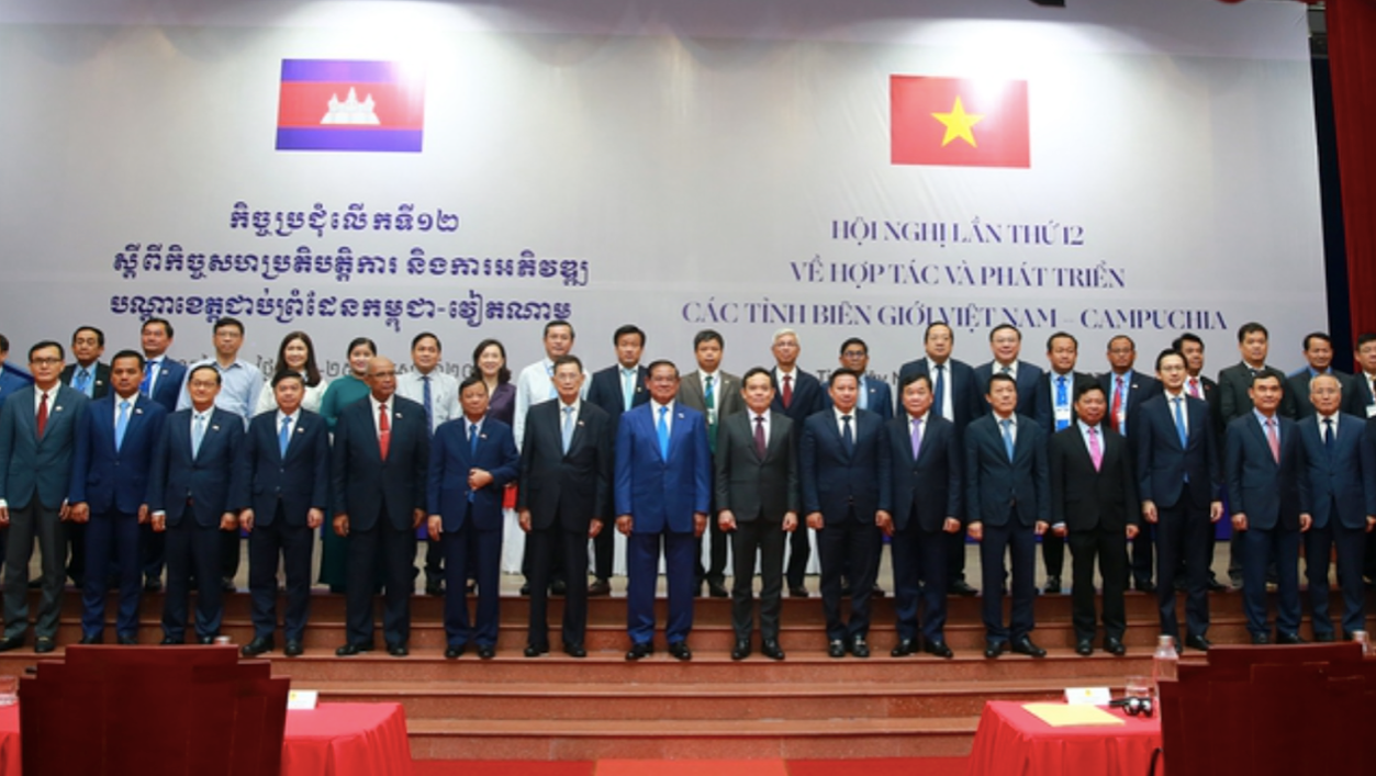 Quan chức hai nước dự hội nghị. (Ảnh: Mofa) Quan chức hai nước dự hội nghị. (Ảnh: Mofa)