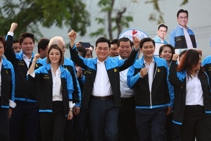 Đảng Dân chủ Thái Lan hứa hẹn sẽ hợp pháp hoá đồ chơi tình dục nếu được cử tri bỏ phiếu. (Ảnh: CNA) Đảng Dân chủ Thái Lan hứa hẹn sẽ hợp pháp hoá đồ chơi tình dục nếu được cử tri bỏ phiếu. (Ảnh: CNA)