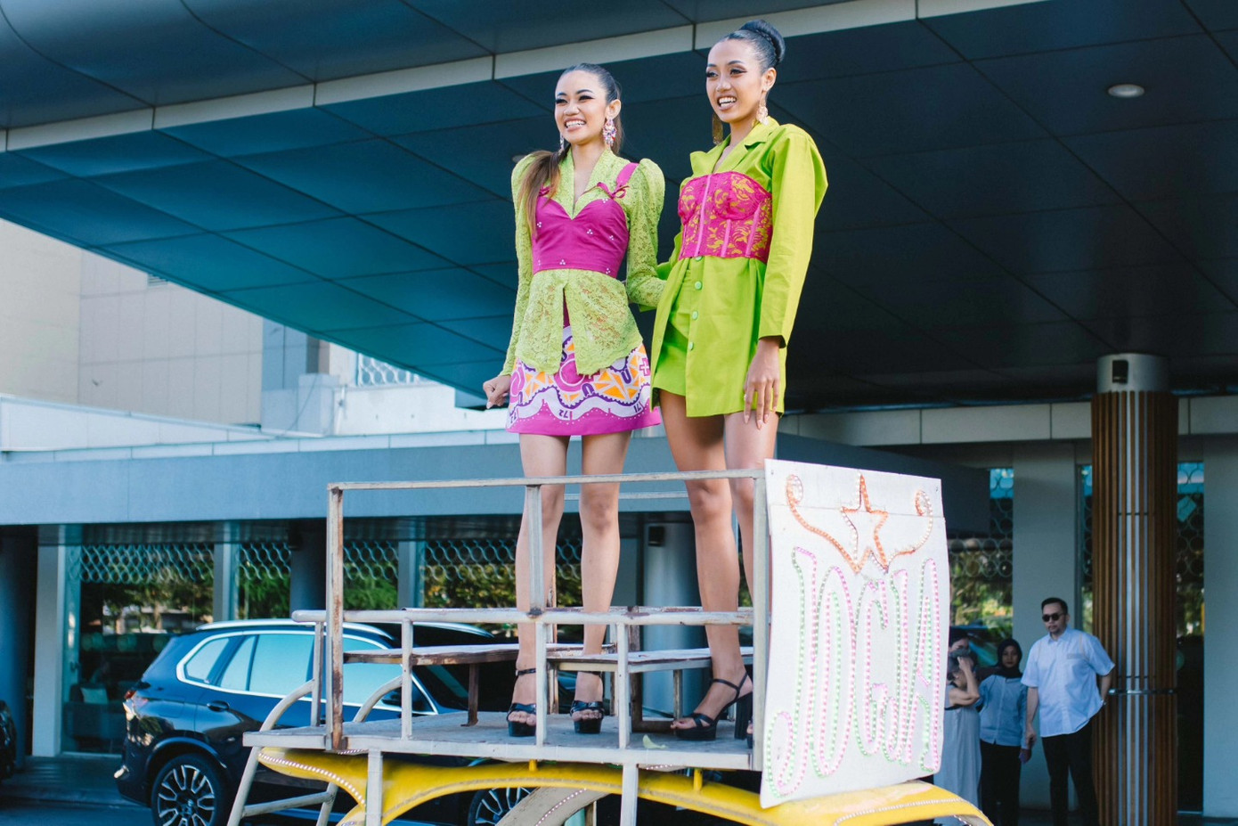 Nhiều thí sinh bị đánh giá lố lăng, phản cảm.