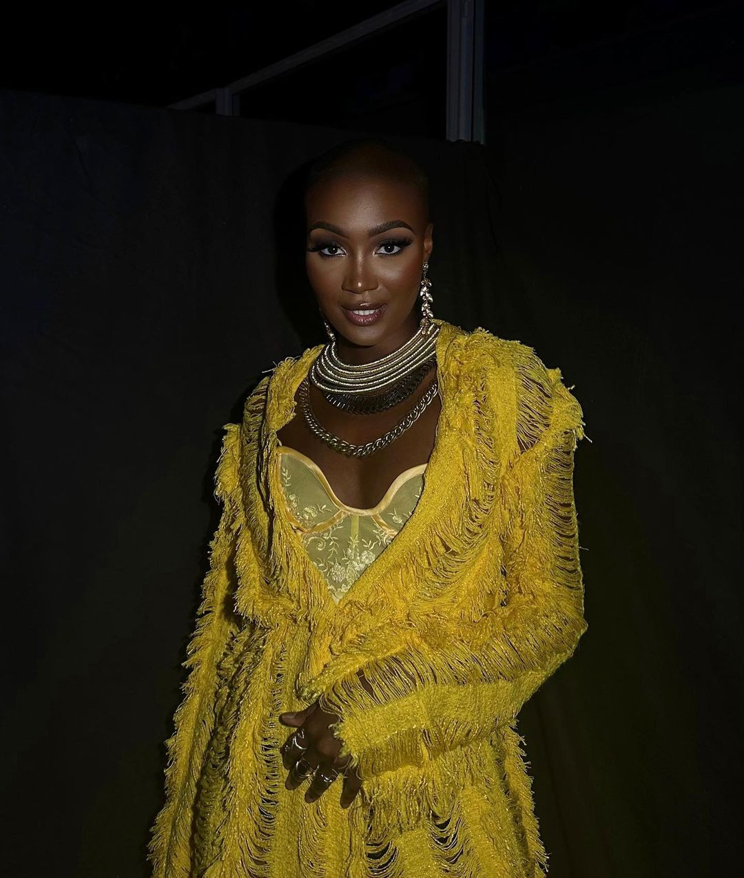 Người đẹp năm nay 26 tuổi, là người Pháp gốc Senegal.