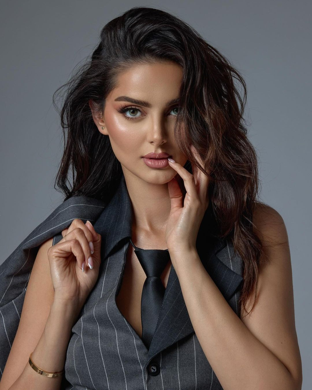 Mahlagha Jaberi năm nay 34 tuổi, là người mẫu Mỹ, gốc Iran.