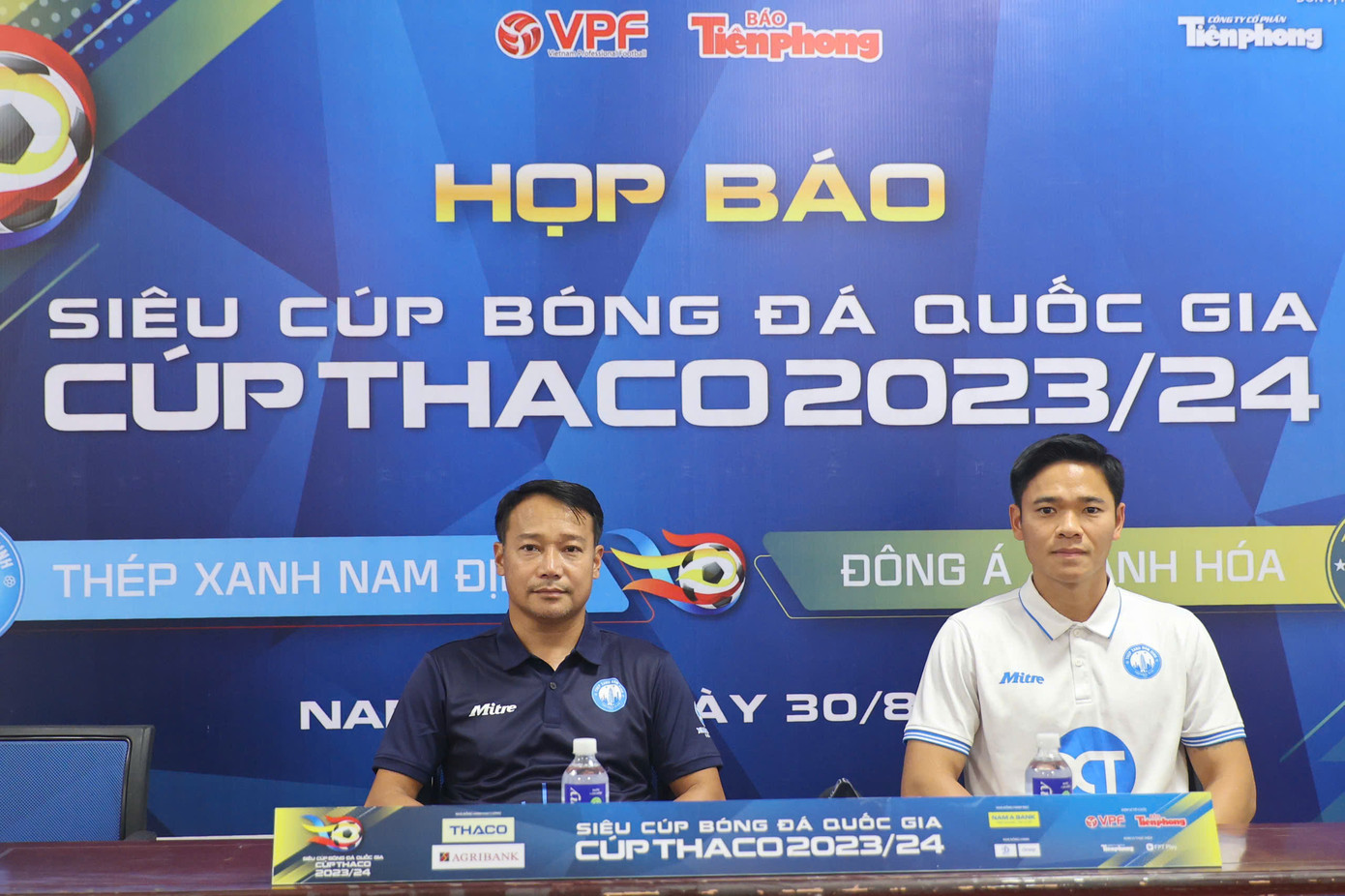 HLV Vũ Hồng Việt khẳng định mục tiêu của Thép Xanh Nam Định là đoạt siêu cúp tại Thiên Trường vào ngày 31/8. HLV Vũ Hồng Việt khẳng định mục tiêu của Thép Xanh Nam Định là đoạt siêu cúp tại Thiên Trường vào ngày 31/8.