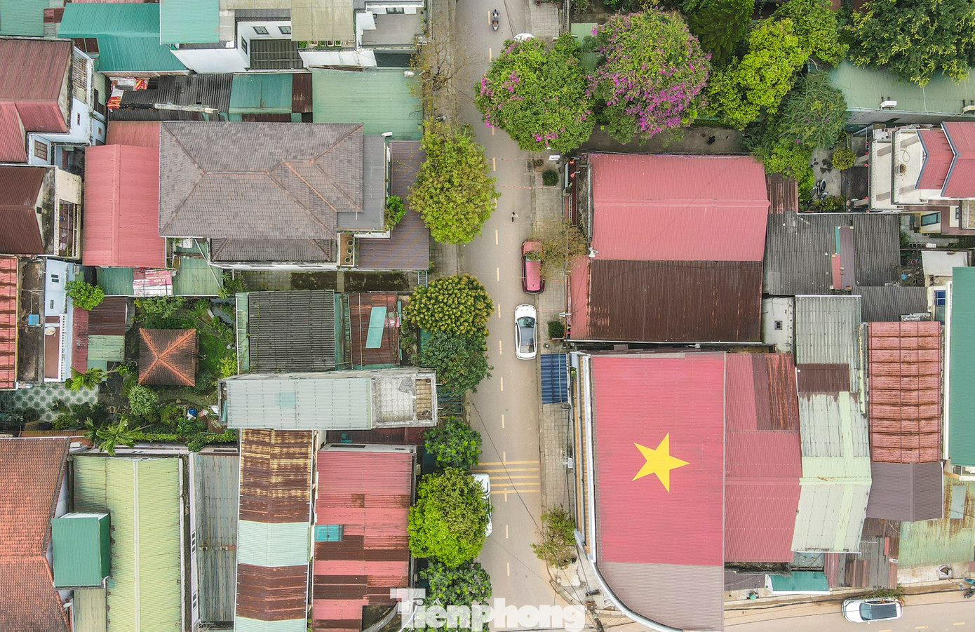 Những người kiên cường, dũng cảm, bất khuất trong cuộc kháng chiến chống Mỹ cứu nước đã cho thấy sự cần cù, sáng tạo trong lao động sản xuất, phát triển kinh tế, xây dựng cuộc sống mới.