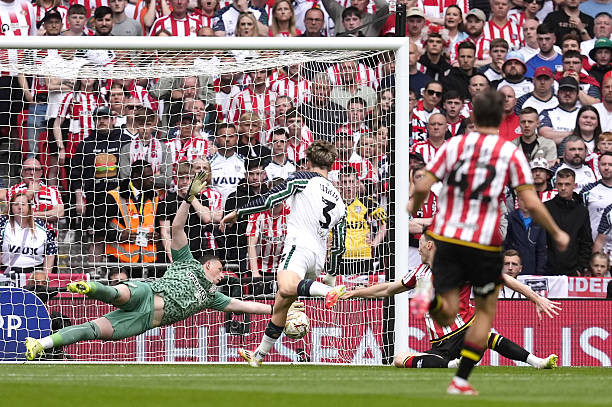 Sunderland trở lại Ngoại hạng Anh nhờ bàn thắng phút bù giờ của cầu thủ 19 tuổi ảnh 17 Sunderland trở lại Ngoại hạng Anh nhờ bàn thắng phút bù giờ của cầu thủ 19 tuổi ảnh 17