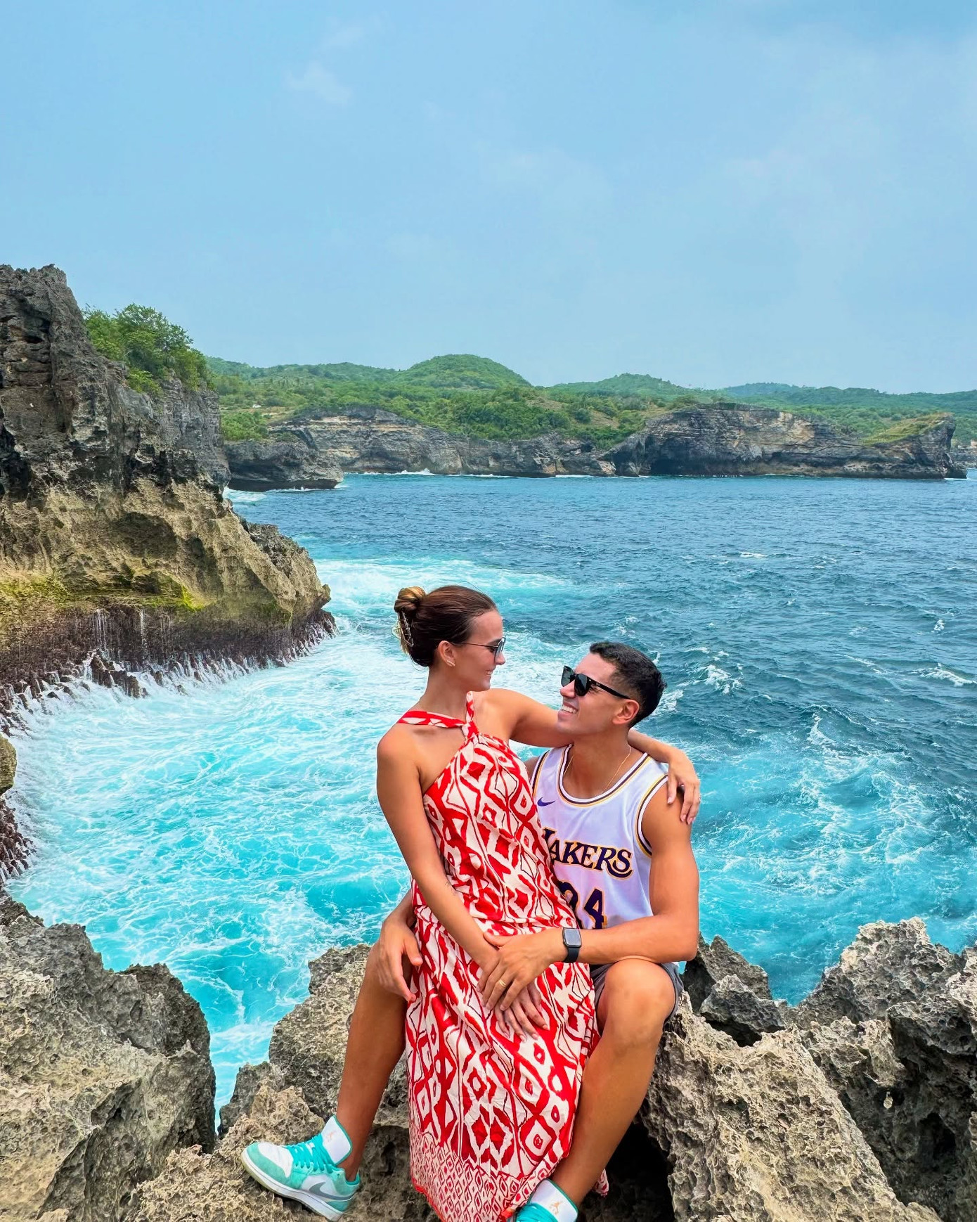 Gustavo vừa nỗ lực tập luyện vừa tranh thủ tận hưởng thời gian nghỉ Tết bên gia đình.