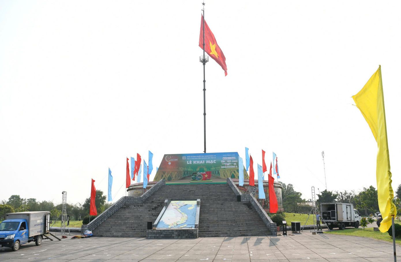 Vào 7h00 ngày 29/3, Lễ Thượng cờ của Tiền Phong Marathon 2025 sẽ diễn ra tại khu di tích Đôi bờ Hiền Lương - Bến Hải. Với mỗi kỳ giải đấu diễn ra, Lễ Thượng cờ luôn là sự kiện giàu ý nghĩa và gây xúc động mạnh.