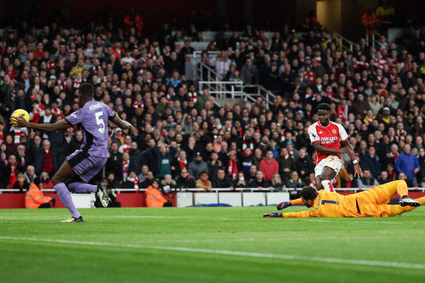 Đại thắng Liverpool, Arsenal phả hơi nóng vào ngôi đầu bảng ảnh 18