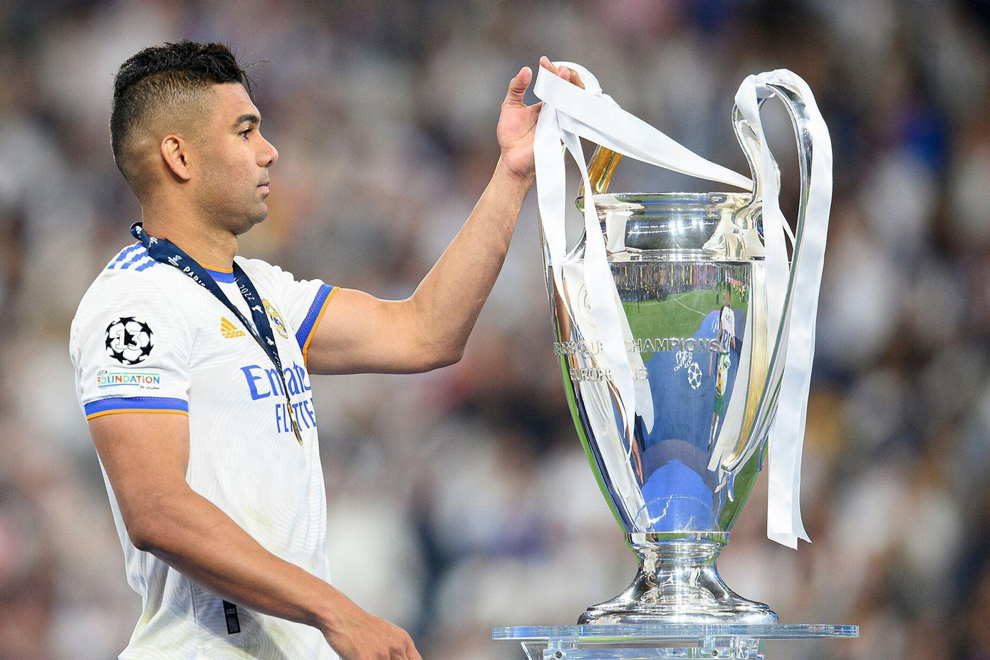 Casemiro đã chơi trận cuối cùng cho Real, nhưng phải chờ thêm 1 tuần để ra mắt MU. (Ảnh: Getty Images) Casemiro đã chơi trận cuối cùng cho Real, nhưng phải chờ thêm 1 tuần để ra mắt MU. (Ảnh: Getty Images)