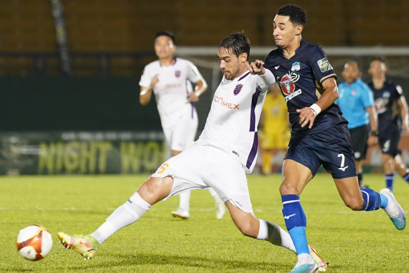 Đánh bại Bình Dương 2-1, HAGL chính thức trụ hạng ảnh 26 Đánh bại Bình Dương 2-1, HAGL chính thức trụ hạng ảnh 26