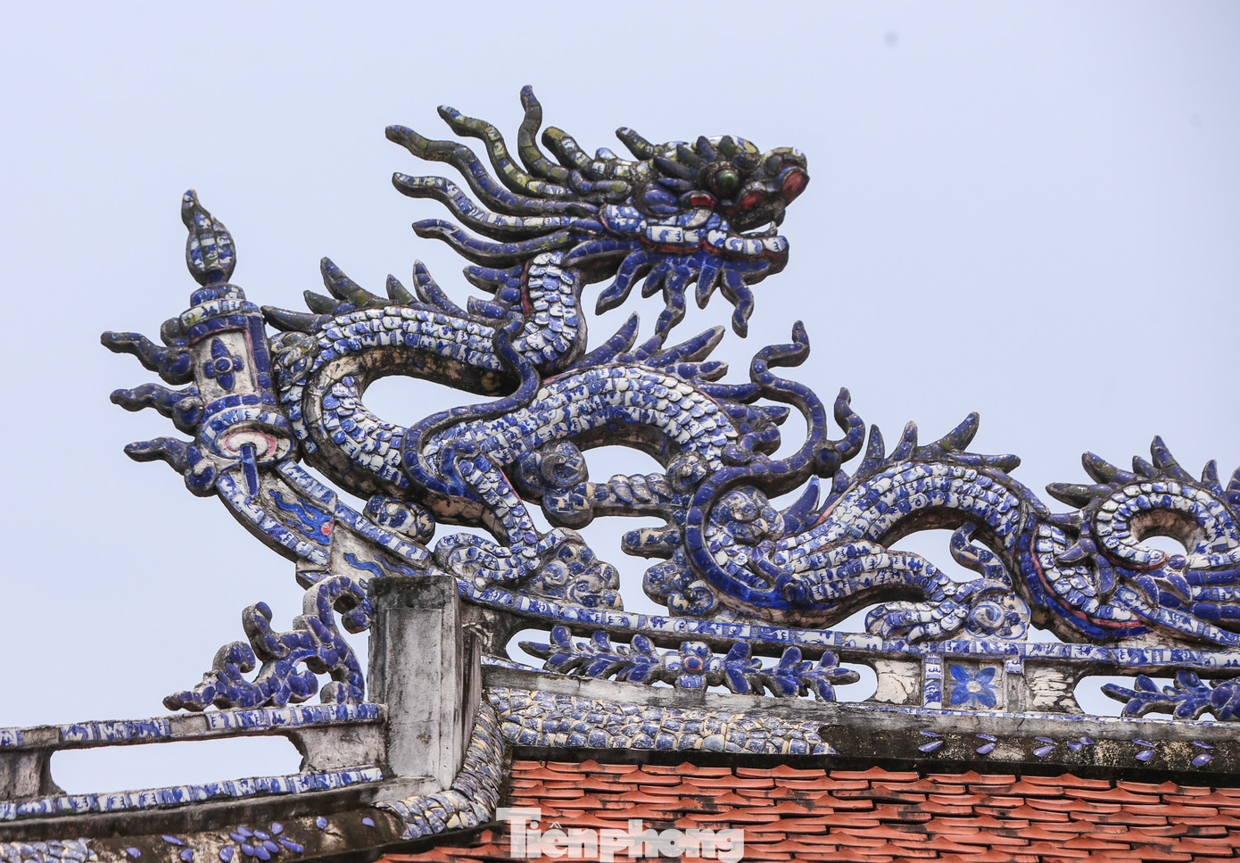 Năm 1972, tức tròn 100 năm khi Nghĩa Trủng đàn được lập, rất nhiều anh hùng liệt sỹ đã ngã xuống trên mảnh đất Quảng Trị trong cuộc chiến 81 ngày đêm tại Thành cổ. Thời điểm này, Nghĩa Trủng đàn cũng bị bom đạn tàn phá nặng nề.